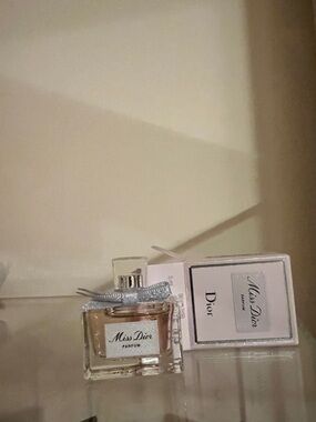 Dior Miss Dior Mini Parfum - Pink Liquid with Silver Bow